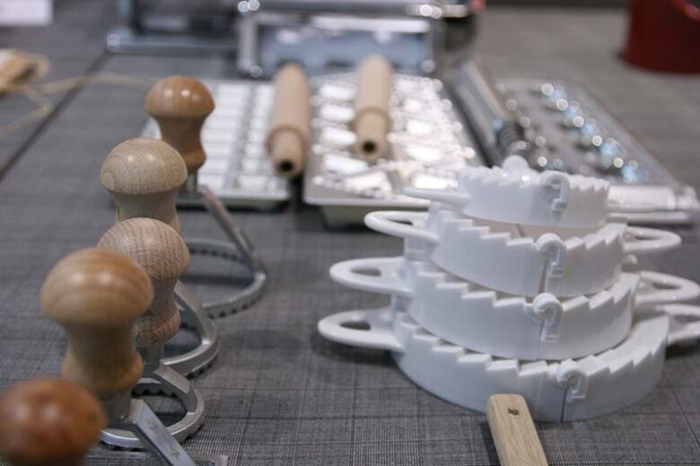 Schlutzkrapfen-Former