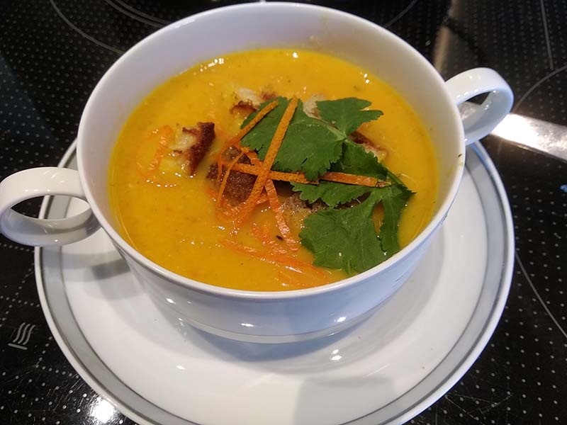 karotten-orangen-suppe